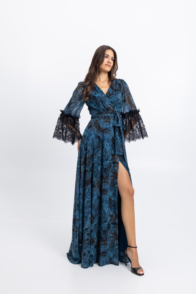 mple-maxi-forema-me-paisley-print-kai-mauri-dantela (1)
